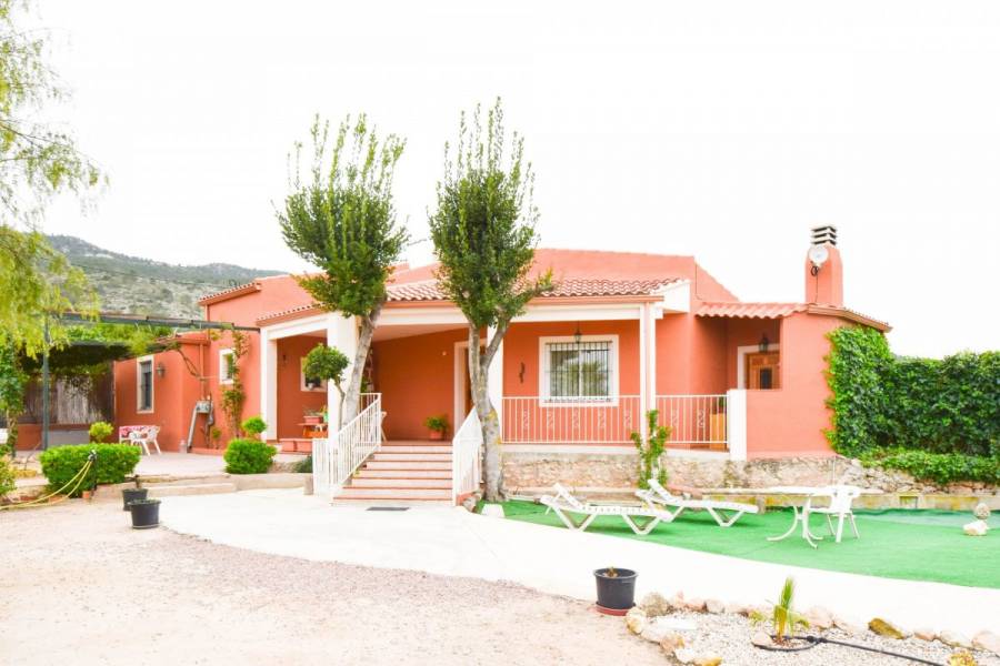 Hondón de las Nieves,Alicante,España,3 Bedrooms Bedrooms,1 BañoBathrooms,Casas,24422