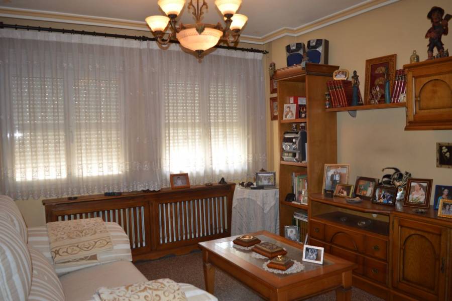 Villena,Alicante,España,3 Bedrooms Bedrooms,2 BathroomsBathrooms,Bungalow,24473
