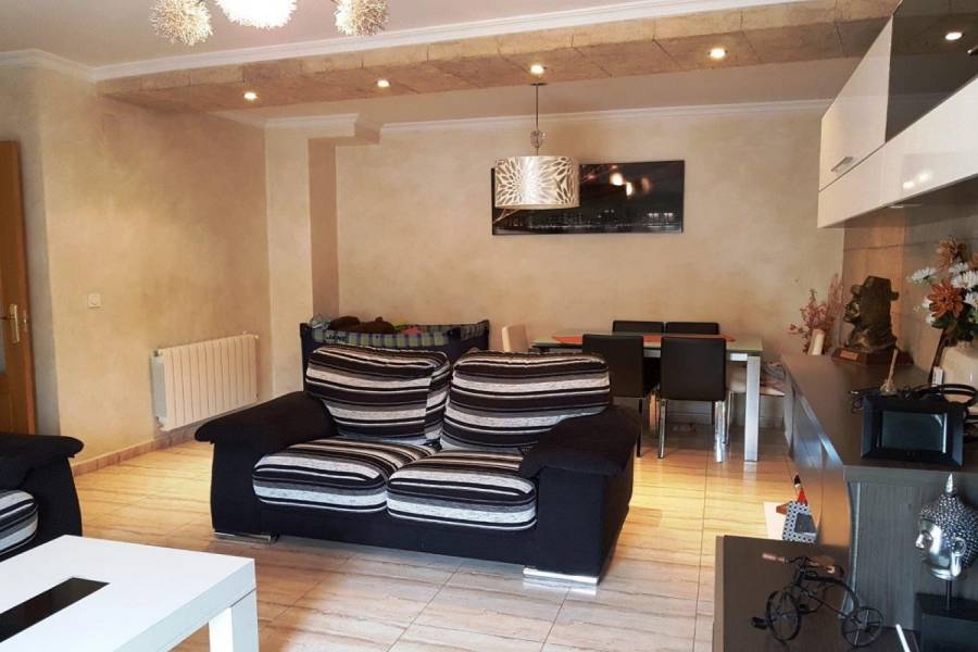 Villena,Alicante,España,3 Bedrooms Bedrooms,2 BathroomsBathrooms,Atico,24489
