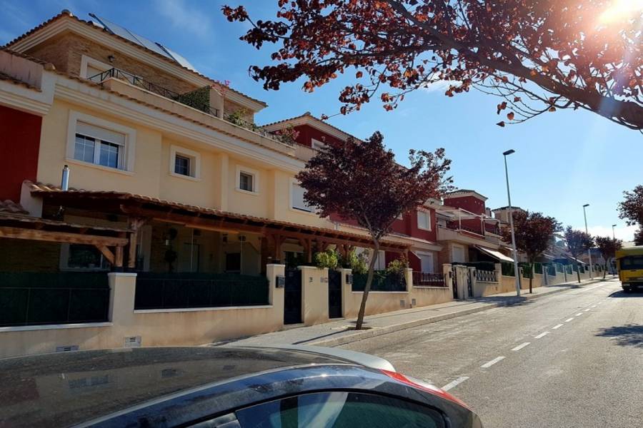 Aspe,Alicante,España,4 Bedrooms Bedrooms,2 BathroomsBathrooms,Adosada,24498