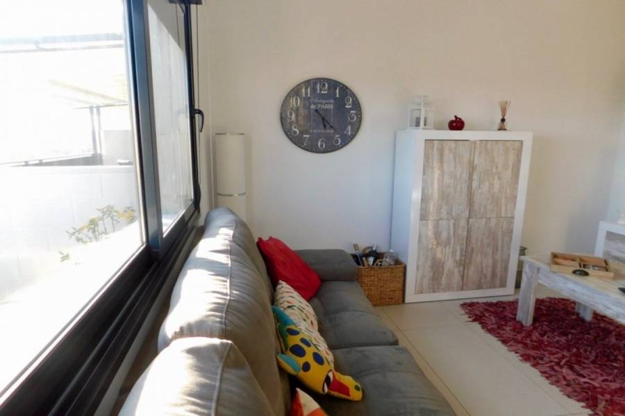 Orihuela Costa,Alicante,España,3 Bedrooms Bedrooms,2 BathroomsBathrooms,Casas,24510