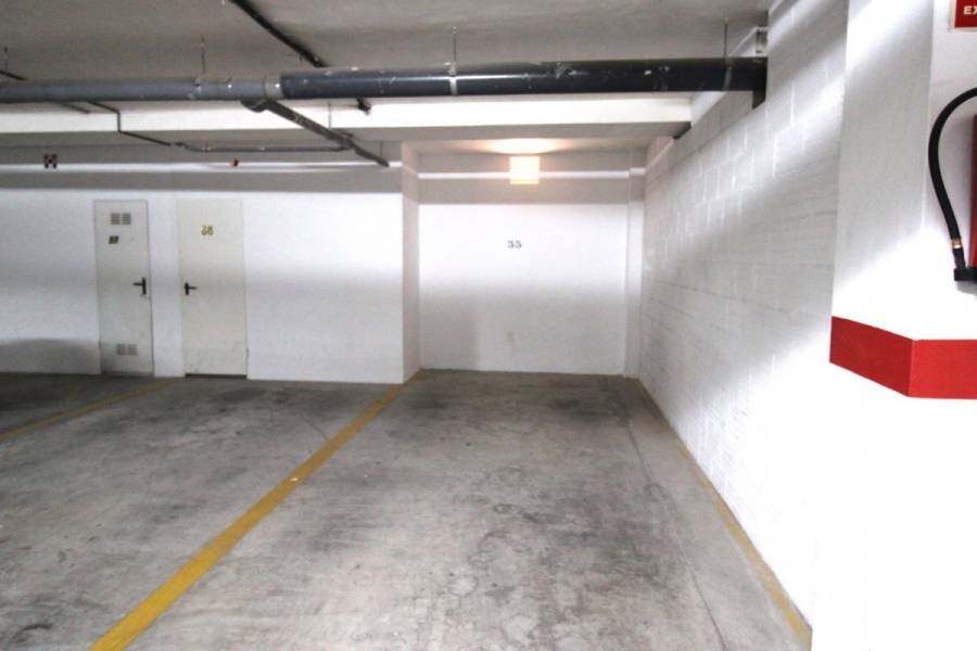 Torrevieja,Alicante,España,Cocheras,24545