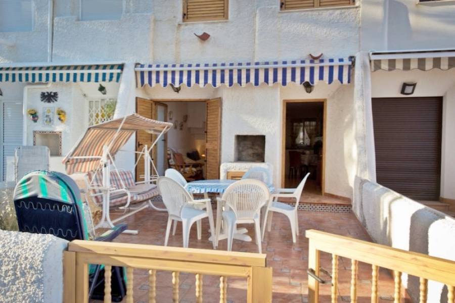 Torrevieja,Alicante,España,3 Bedrooms Bedrooms,2 BathroomsBathrooms,Adosada,24556