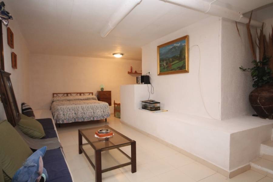 Torrevieja,Alicante,España,4 Bedrooms Bedrooms,1 BañoBathrooms,Bungalow,24566