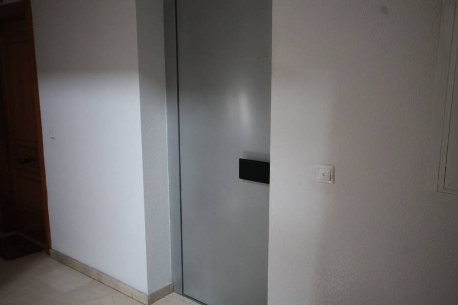 Torrevieja,Alicante,España,3 Bedrooms Bedrooms,2 BathroomsBathrooms,Atico duplex,24586
