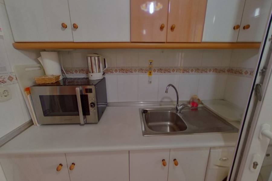 Torrevieja,Alicante,España,3 Bedrooms Bedrooms,2 BathroomsBathrooms,Adosada,24587