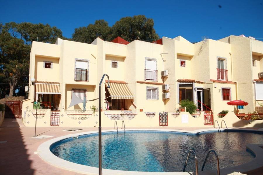 Guardamar del Segura,Alicante,España,5 Bedrooms Bedrooms,2 BathroomsBathrooms,Dúplex,24591