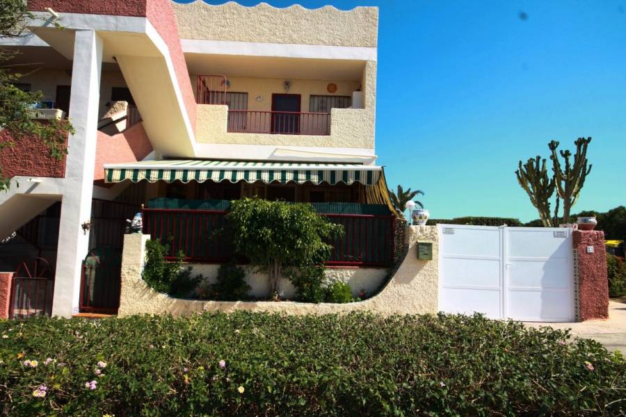 Guardamar del Segura,Alicante,España,5 Bedrooms Bedrooms,2 BathroomsBathrooms,Dúplex,24591