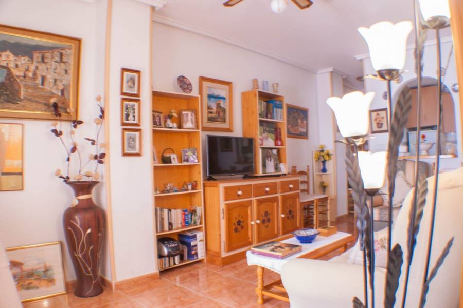 Torrevieja,Alicante,España,2 Bedrooms Bedrooms,1 BañoBathrooms,Apartamentos,24610