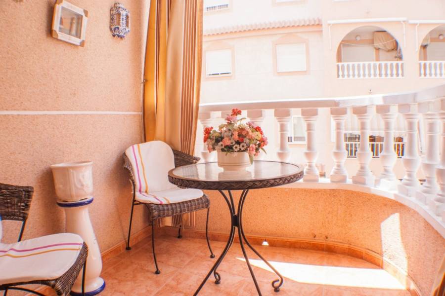 Torrevieja,Alicante,España,2 Bedrooms Bedrooms,1 BañoBathrooms,Apartamentos,24610