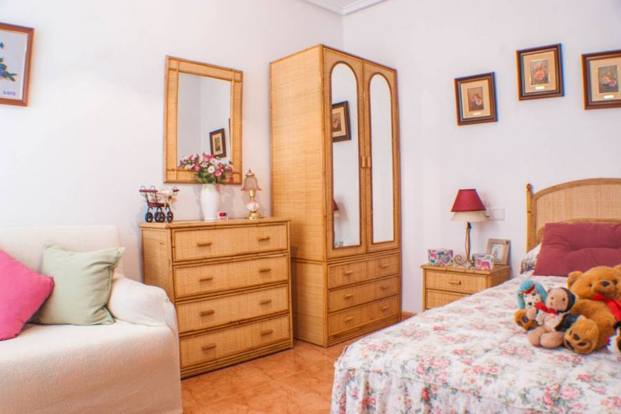 Torrevieja,Alicante,España,2 Bedrooms Bedrooms,1 BañoBathrooms,Apartamentos,24610