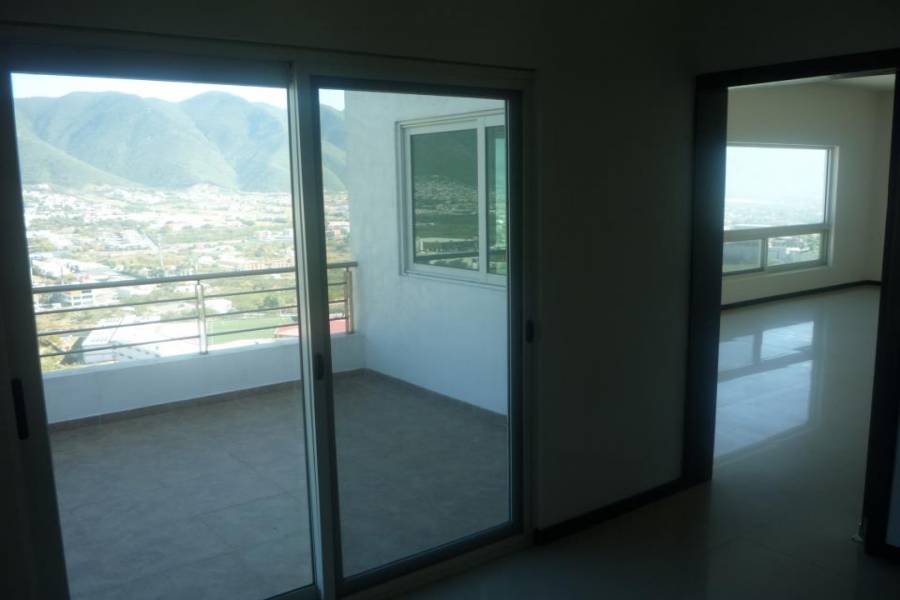 Monterrey,Nuevo León,México,3 Habitaciones Habitaciones,4 BañosBaños,Casas,Prato,2,3236