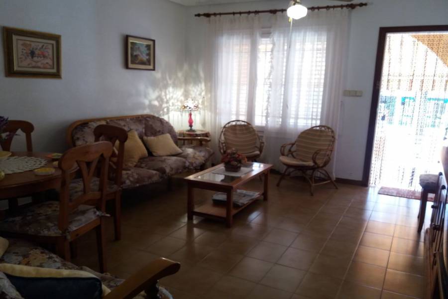 Santa Pola,Alicante,España,3 Bedrooms Bedrooms,1 BañoBathrooms,Adosada,24646