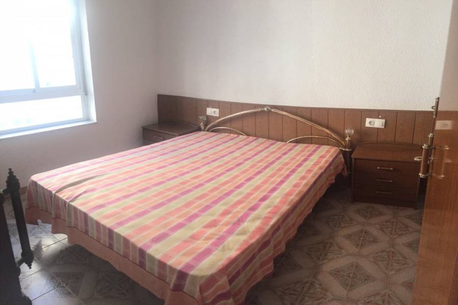 Santa Pola,Alicante,España,3 Bedrooms Bedrooms,1 BañoBathrooms,Planta baja,24657