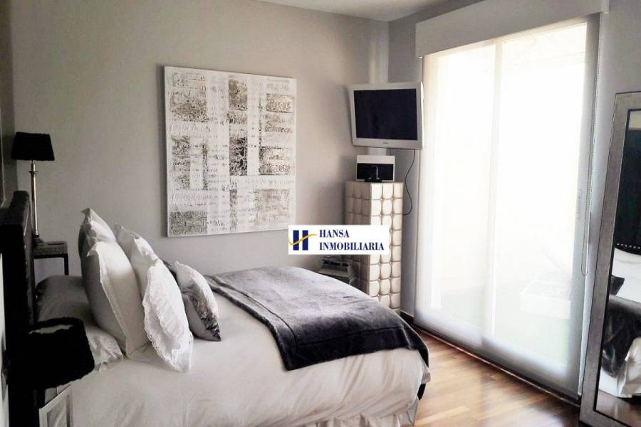 San Juan playa,Alicante,España,4 Bedrooms Bedrooms,2 BathroomsBathrooms,Adosada,24669