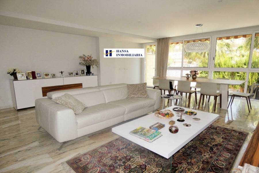 San Juan playa,Alicante,España,4 Bedrooms Bedrooms,3 BathroomsBathrooms,Adosada,24675