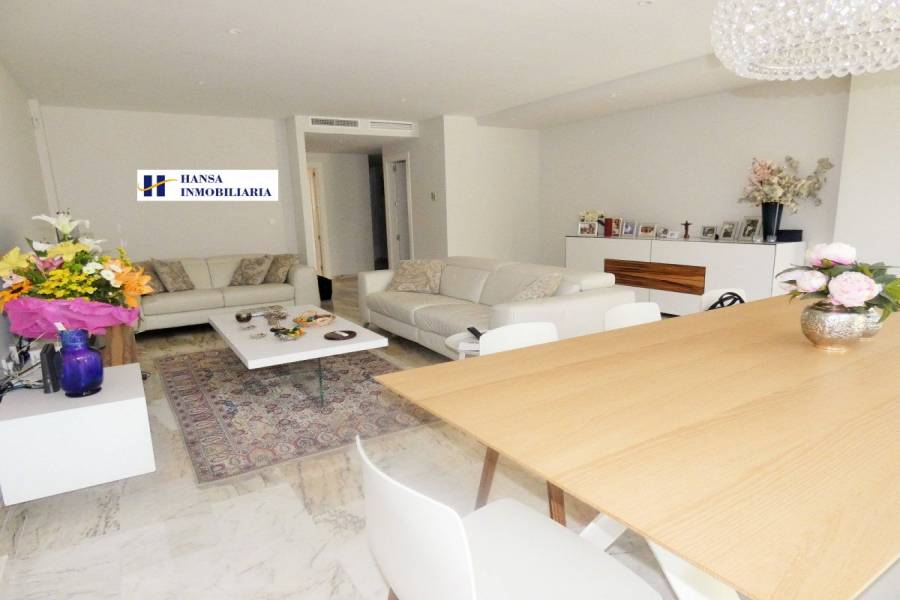 San Juan playa,Alicante,España,4 Bedrooms Bedrooms,3 BathroomsBathrooms,Adosada,24675