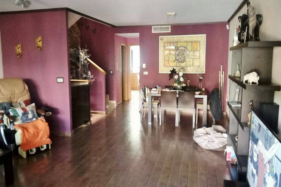 San Juan playa,Alicante,España,4 Bedrooms Bedrooms,3 BathroomsBathrooms,Adosada,24677