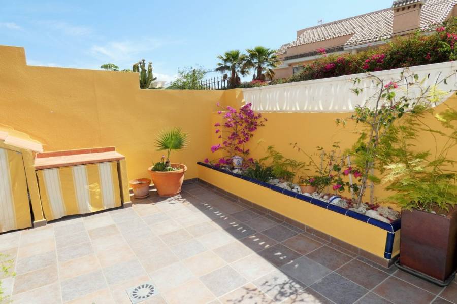 Mutxamel,Alicante,España,5 Bedrooms Bedrooms,Adosada,24685