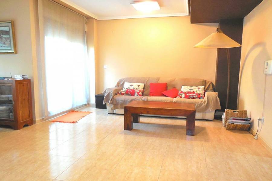 Alicante,Alicante,España,4 Bedrooms Bedrooms,2 BathroomsBathrooms,Adosada,24691