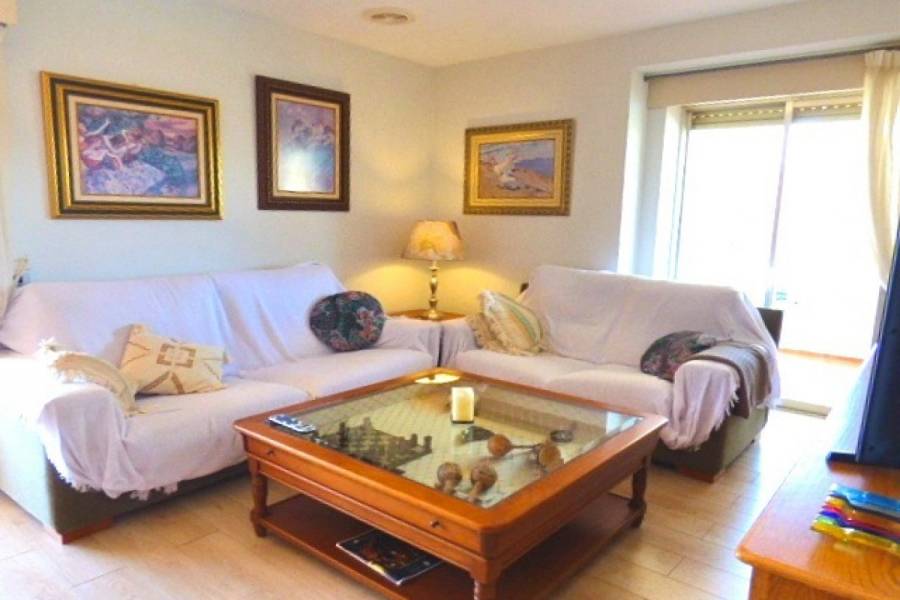 Alicante,Alicante,España,3 Bedrooms Bedrooms,2 BathroomsBathrooms,Apartamentos,24710