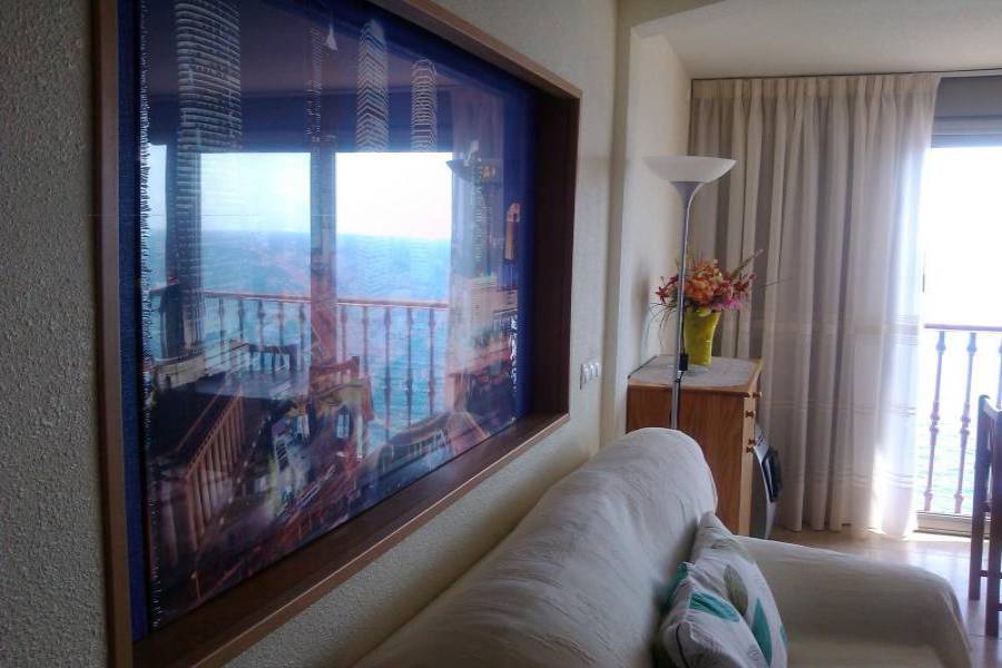 Benidorm,Alicante,España,2 Bedrooms Bedrooms,1 BañoBathrooms,Apartamentos,24714