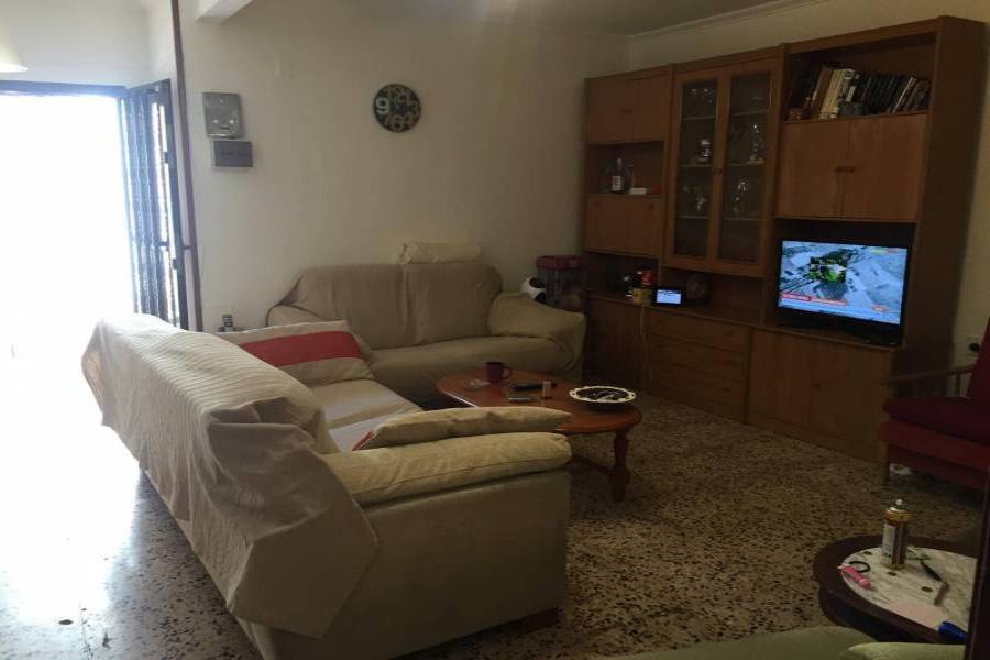 Polop,Alicante,España,6 Bedrooms Bedrooms,2 BathroomsBathrooms,Casas de pueblo,24719