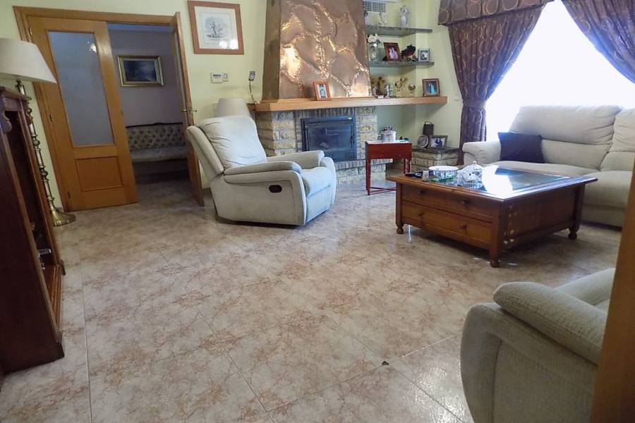 Polop,Alicante,España,6 Bedrooms Bedrooms,4 BathroomsBathrooms,Atico duplex,24736