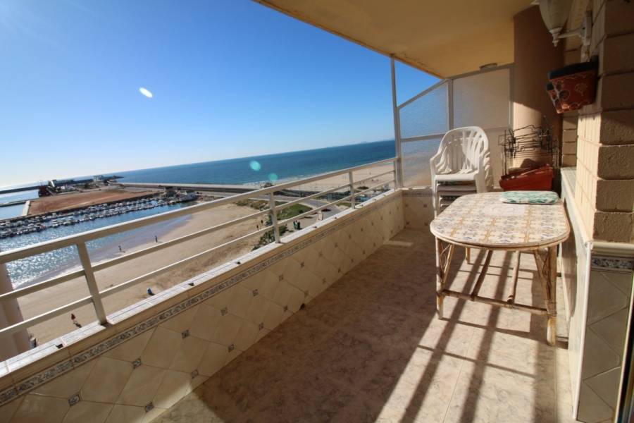Torrevieja,Alicante,España,3 Bedrooms Bedrooms,1 BañoBathrooms,Atico,24756