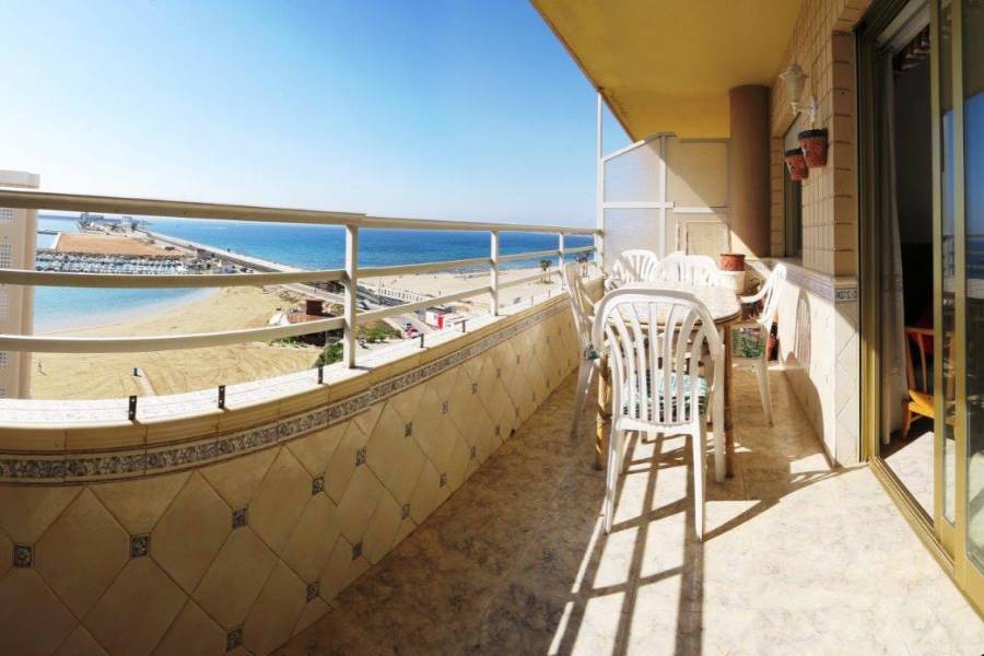 Torrevieja,Alicante,España,3 Bedrooms Bedrooms,1 BañoBathrooms,Atico,24756