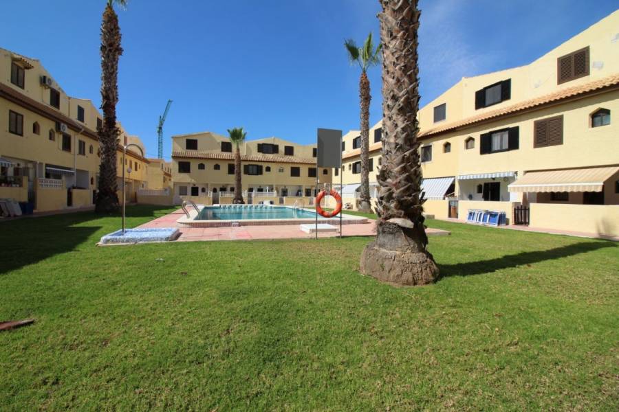 Torrevieja,Alicante,España,3 Bedrooms Bedrooms,1 BañoBathrooms,Dúplex,24757