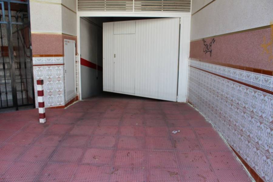 Torrevieja,Alicante,España,Cocheras,24762