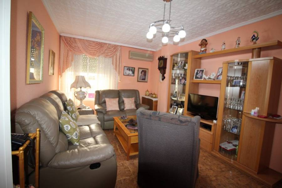 Torrevieja,Alicante,España,2 Bedrooms Bedrooms,1 BañoBathrooms,Apartamentos,24767