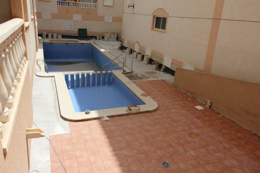 Torrevieja,Alicante,España,2 Bedrooms Bedrooms,1 BañoBathrooms,Apartamentos,24768