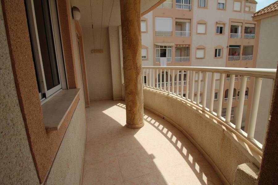 Torrevieja,Alicante,España,2 Bedrooms Bedrooms,1 BañoBathrooms,Apartamentos,24768