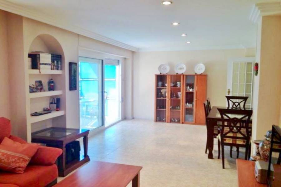 Santa Pola,Alicante,España,4 Bedrooms Bedrooms,2 BathroomsBathrooms,Apartamentos,24776