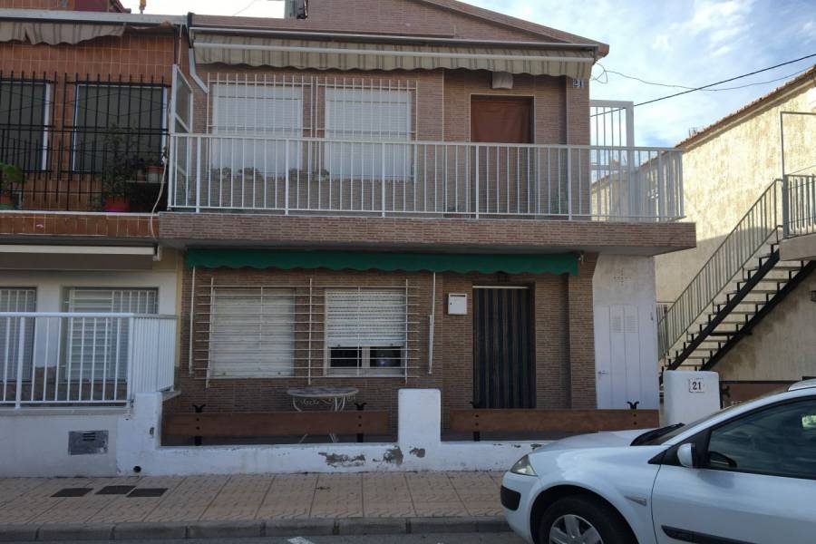 Santa Pola,Alicante,España,3 Bedrooms Bedrooms,1 BañoBathrooms,Planta baja,24793