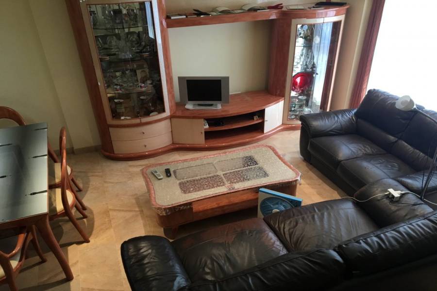 Elche,Alicante,España,4 Bedrooms Bedrooms,3 BathroomsBathrooms,Adosada,24803