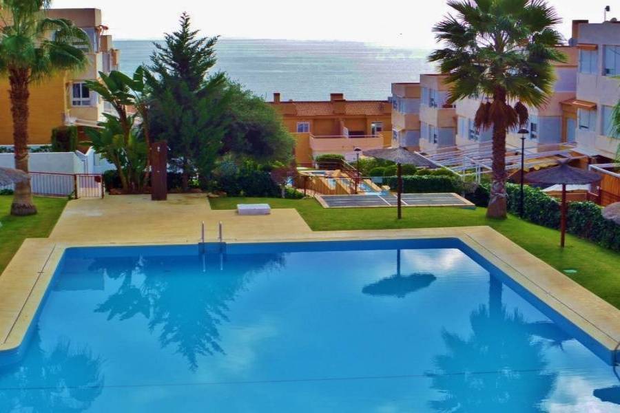 Alicante,Alicante,España,4 Bedrooms Bedrooms,3 BathroomsBathrooms,Adosada,24811