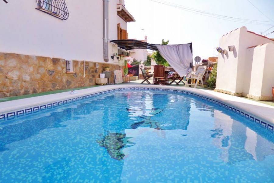 San Juan,Alicante,España,4 Bedrooms Bedrooms,3 BathroomsBathrooms,Adosada,24817