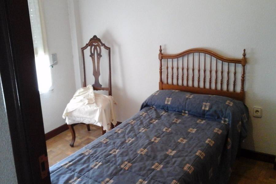 Onil,Alicante,España,4 Bedrooms Bedrooms,2 BathroomsBathrooms,Atico,24822