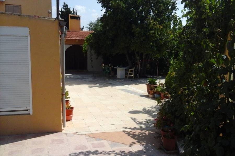 Castalla,Alicante,España,4 Bedrooms Bedrooms,2 BathroomsBathrooms,Casas,24826