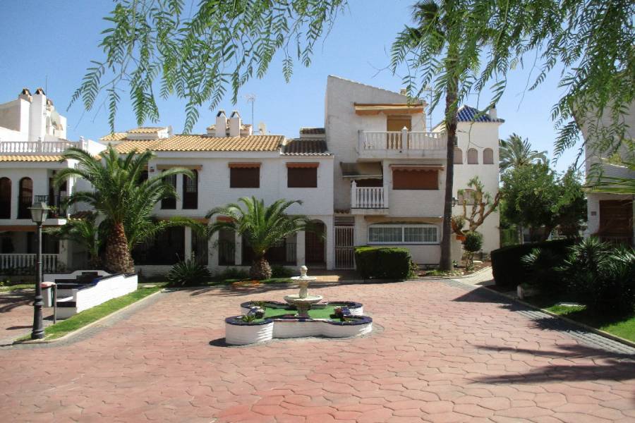 Gran alacant,Alicante,España,3 Bedrooms Bedrooms,1 BañoBathrooms,Bungalow,24837