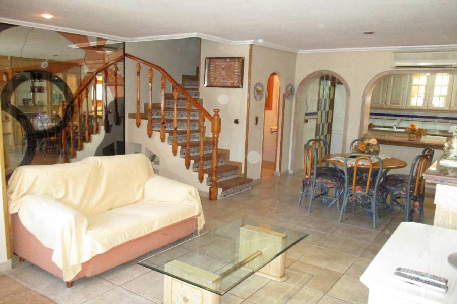Gran alacant,Alicante,España,3 Bedrooms Bedrooms,1 BañoBathrooms,Bungalow,24837