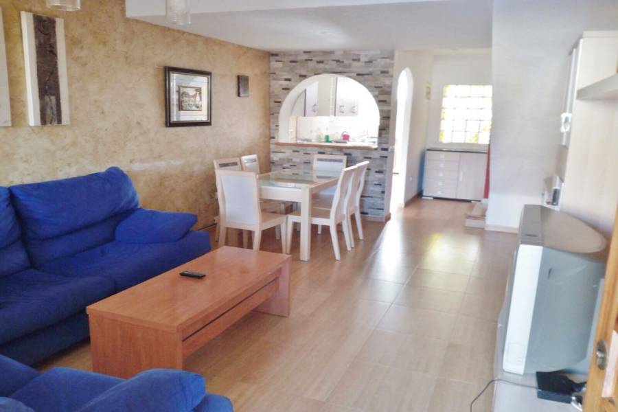 el Campello,Alicante,España,3 Bedrooms Bedrooms,2 BathroomsBathrooms,Adosada,24839