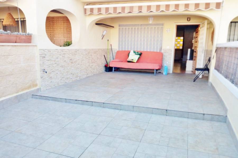 el Campello,Alicante,España,3 Bedrooms Bedrooms,2 BathroomsBathrooms,Adosada,24839