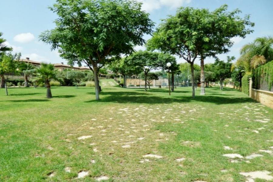 Mutxamel,Alicante,España,4 Bedrooms Bedrooms,3 BathroomsBathrooms,Adosada,24851