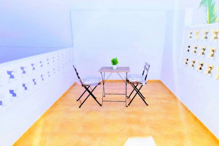 Torrevieja,Alicante,España,3 Bedrooms Bedrooms,2 BathroomsBathrooms,Apartamentos,24864