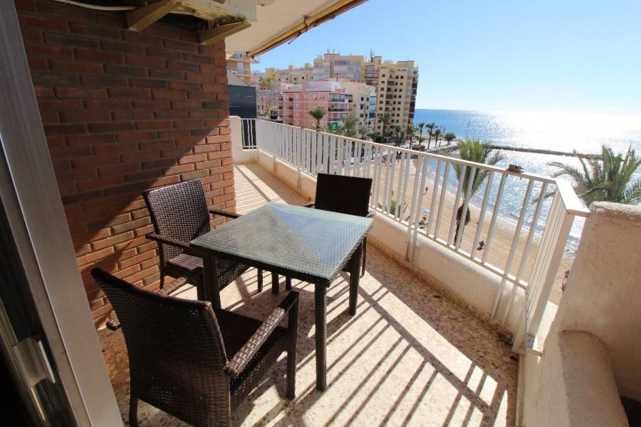 Torrevieja,Alicante,España,4 Bedrooms Bedrooms,3 BathroomsBathrooms,Atico,24904