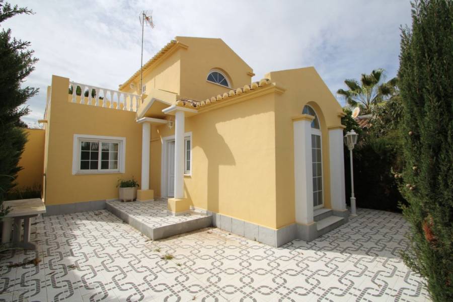 Torrevieja,Alicante,España,3 Bedrooms Bedrooms,2 BathroomsBathrooms,Adosada,24913